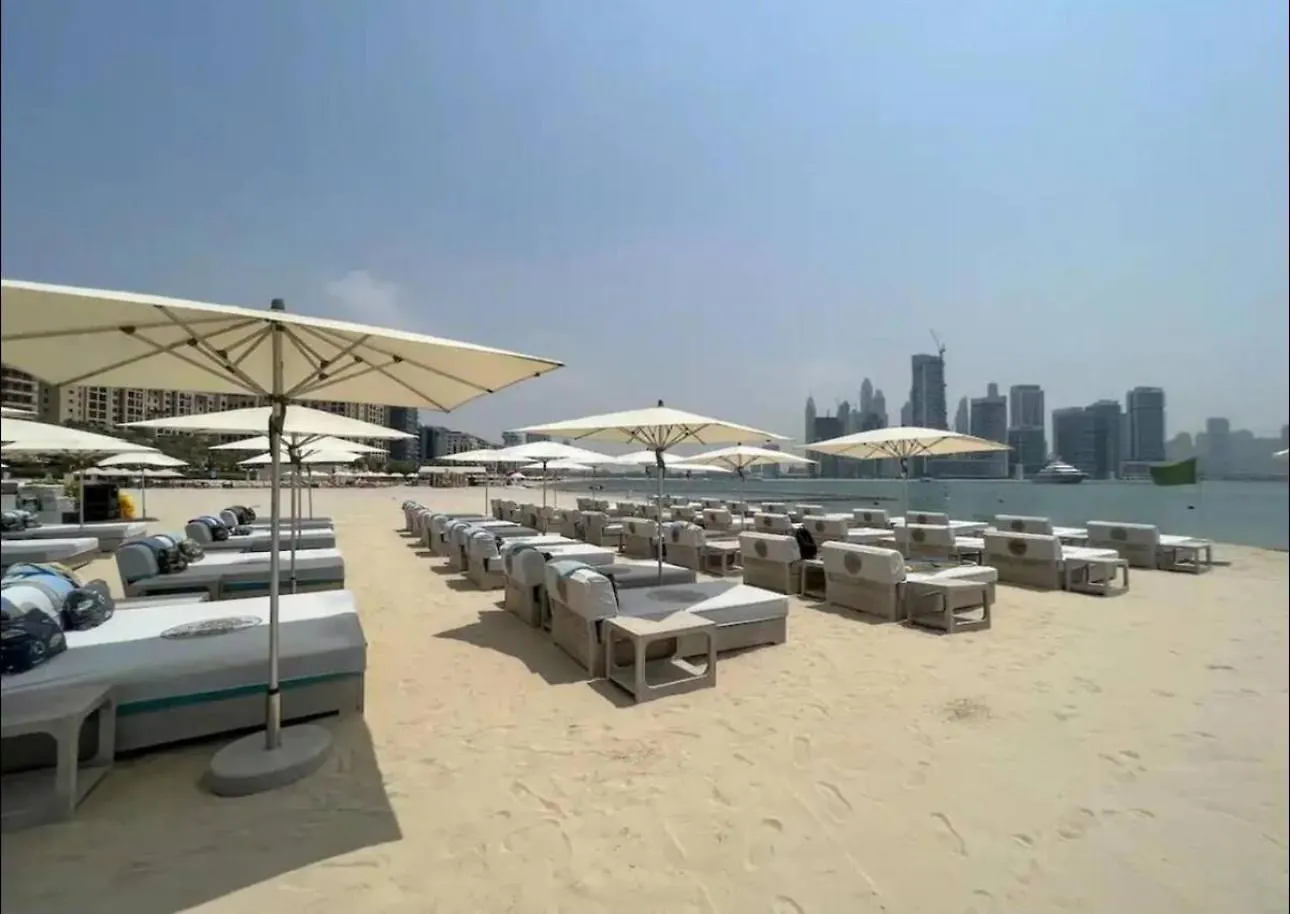 Seven Palm Jumeirah Dubai 0*,